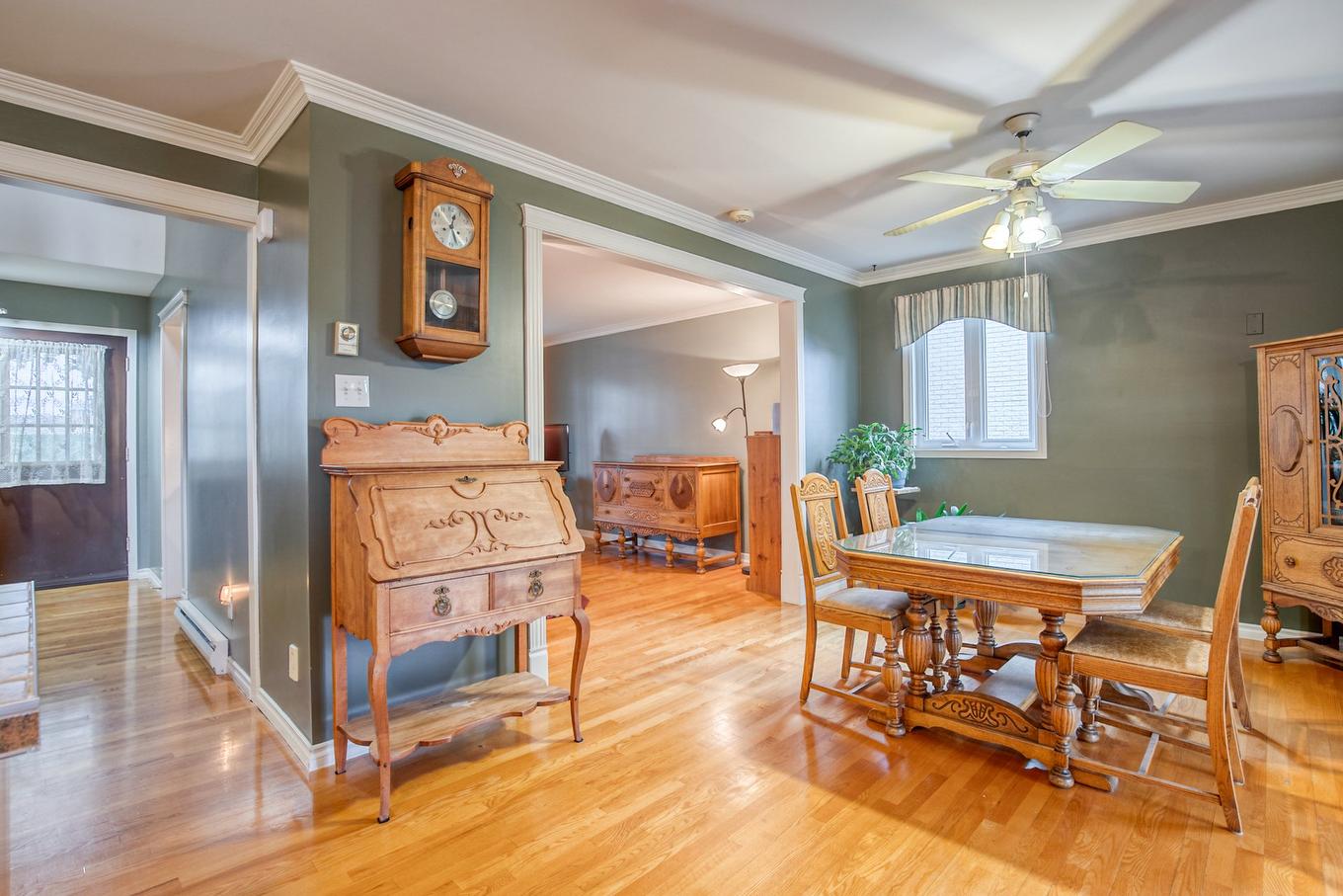 Dining room - 2955 Av. Desaulniers, Saint-Hyacinthe, QC - Indoor Photo Showing Dining Room