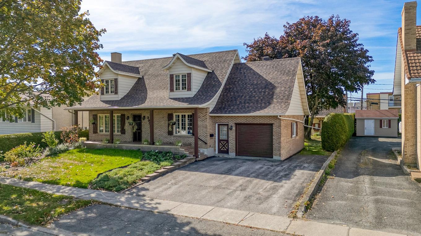 Frontage - 2955 Av. Desaulniers, Saint-Hyacinthe, QC - Outdoor With Facade