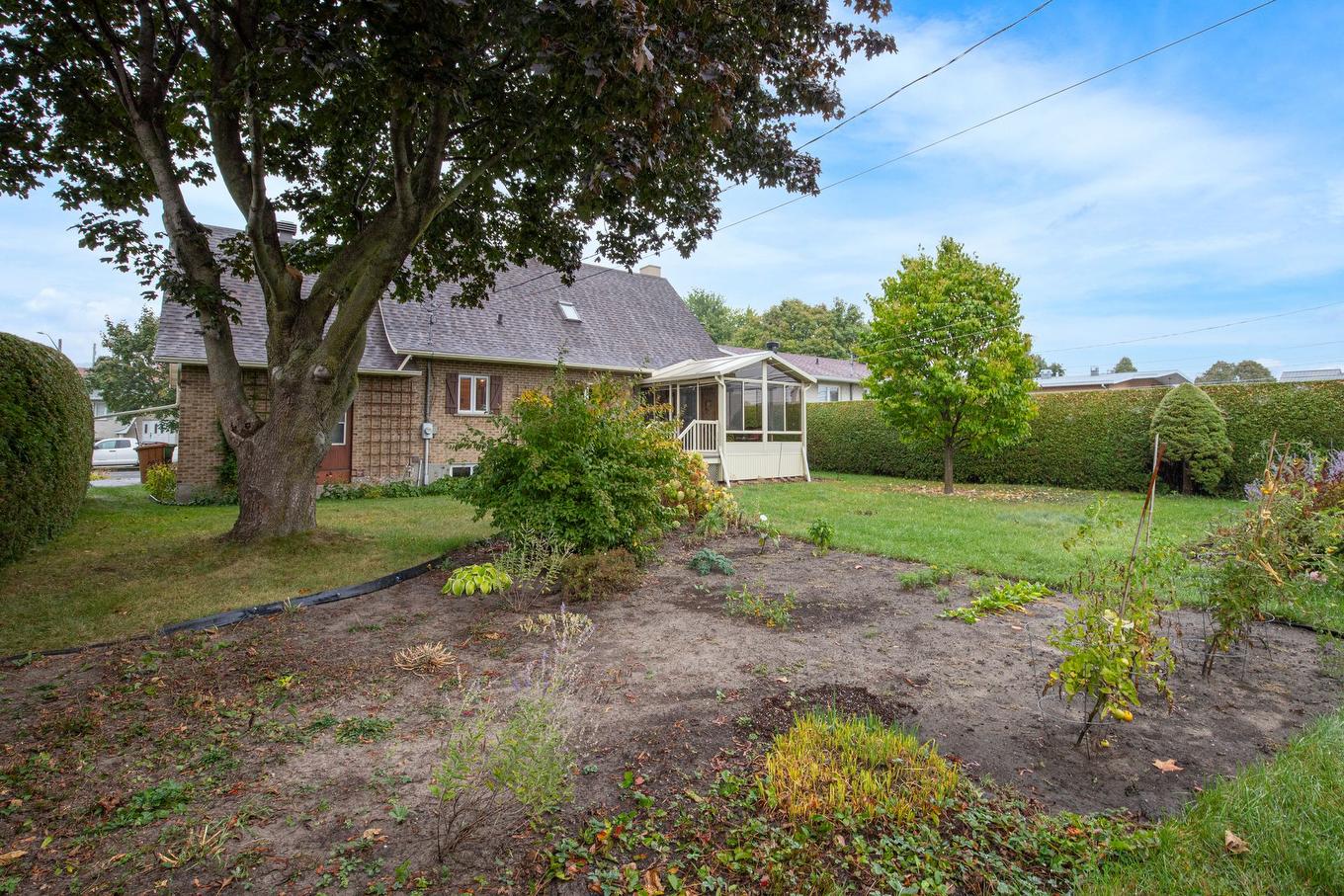 Overall view - 2955 Av. Desaulniers, Saint-Hyacinthe, QC - Outdoor