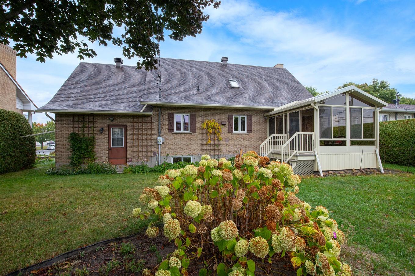 Back facade - 2955 Av. Desaulniers, Saint-Hyacinthe, QC - Outdoor