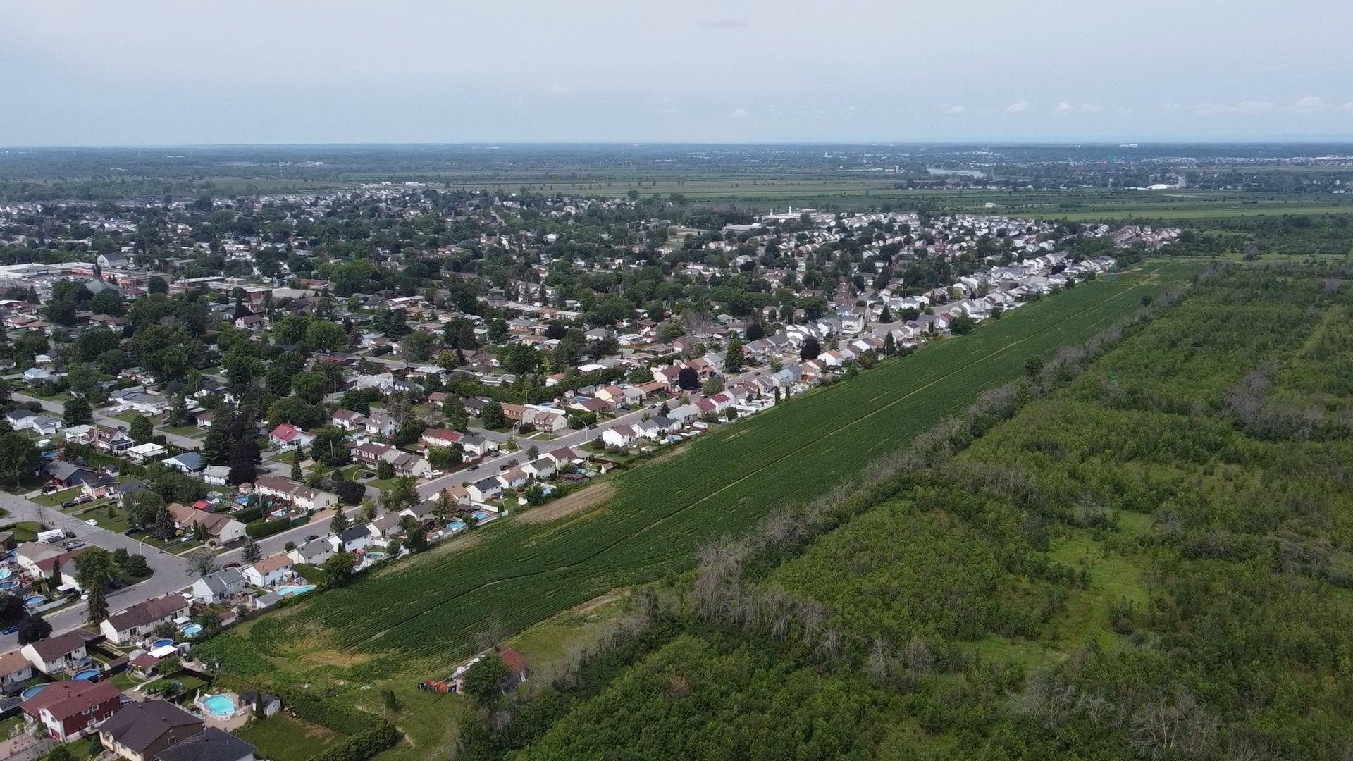Vue d'ensemble - Boul. Lévesque E., Laval (Saint-François), QC