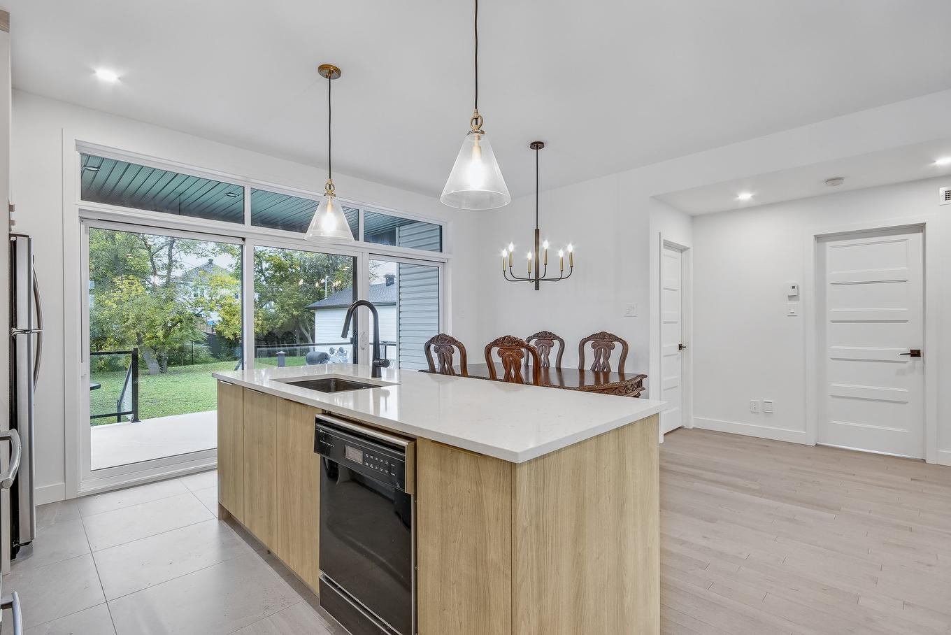 Cuisine - 7 Rue Germain, Saint-Jean-Sur-Richelieu, QC - Indoor Photo Showing Kitchen