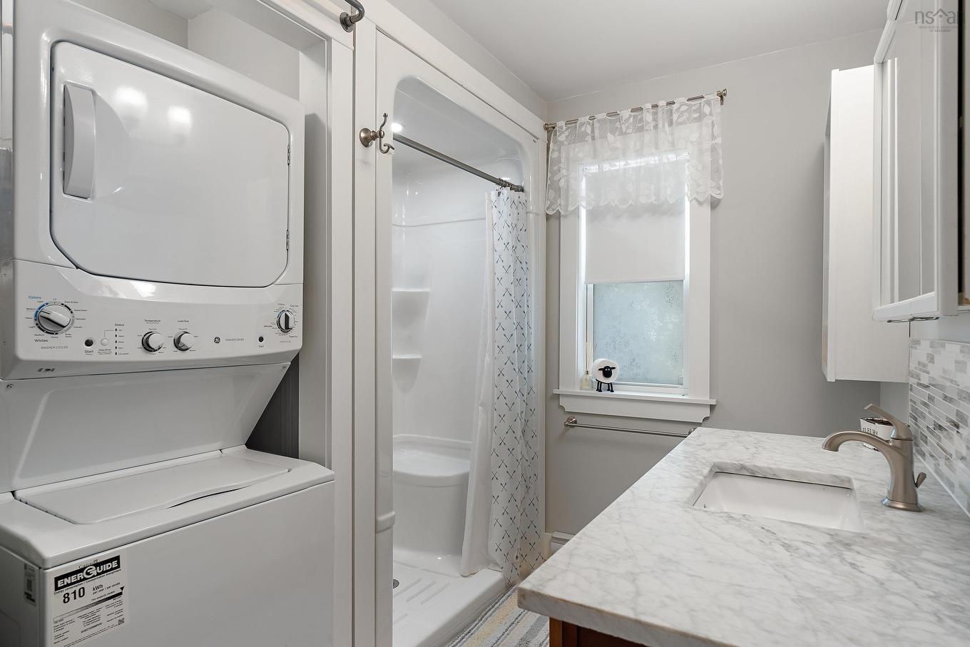 421 Lake Drive, Tupper Lake, NS