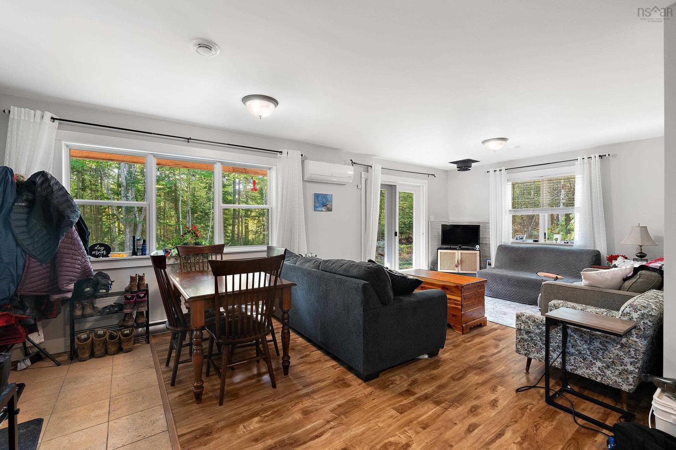 421 Lake Drive, Tupper Lake, NS