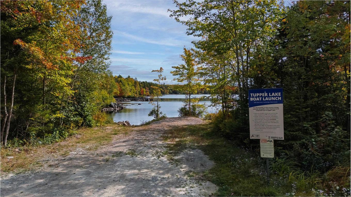 421 Lake Drive, Tupper Lake, NS