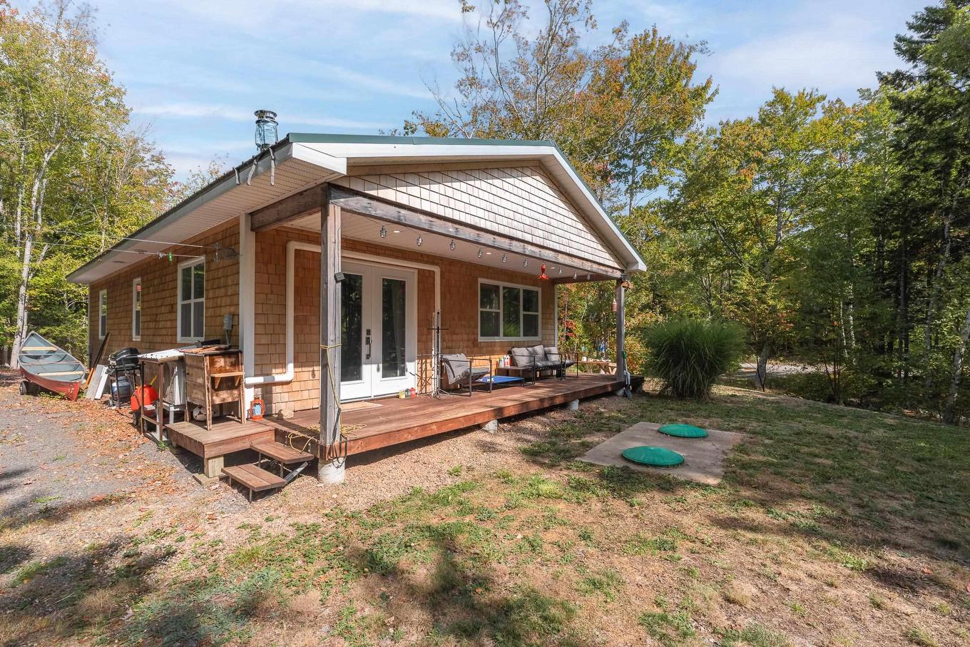 421 Lake Drive, Tupper Lake, NS