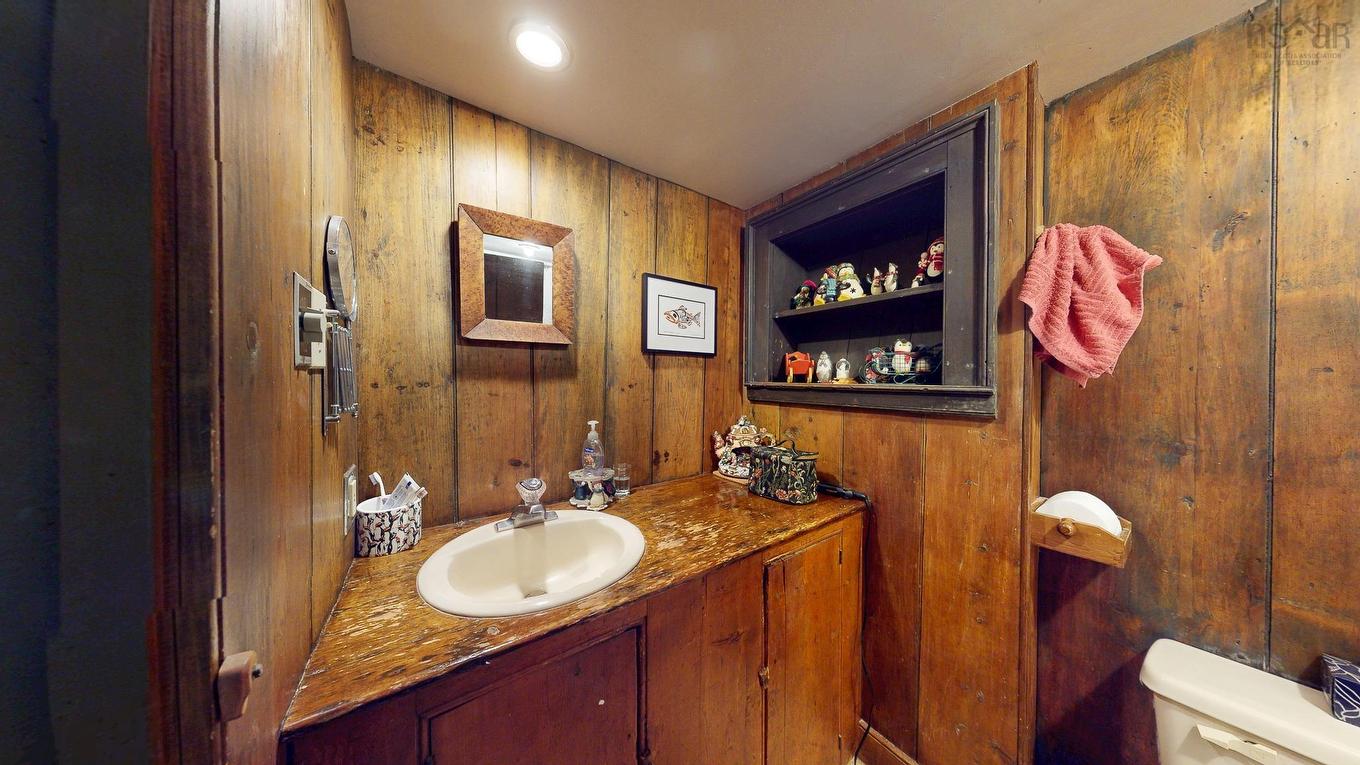 654 Main Street, Wolfville, NS