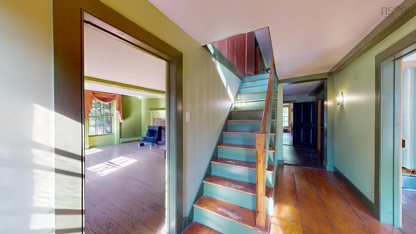 654 Main Street, Wolfville, NS