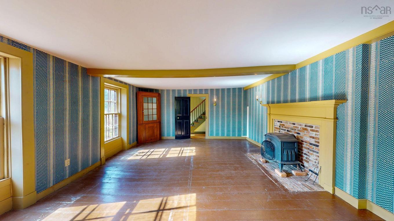 654 Main Street, Wolfville, NS