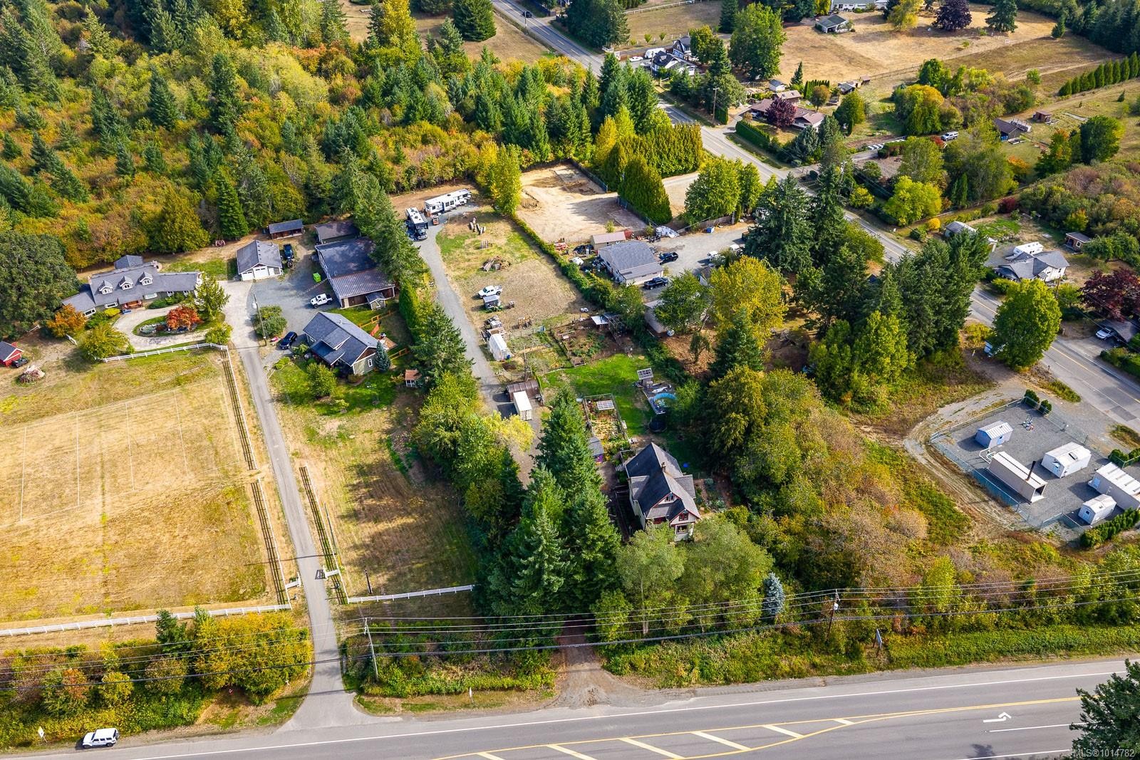 5068 Island Hwy North, Courtenay, BC