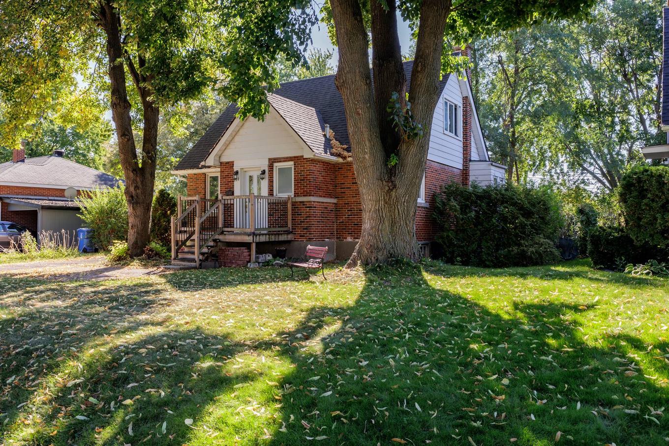 Exterior - 122 Av. Windcrest, Pointe-Claire, QC - Outdoor