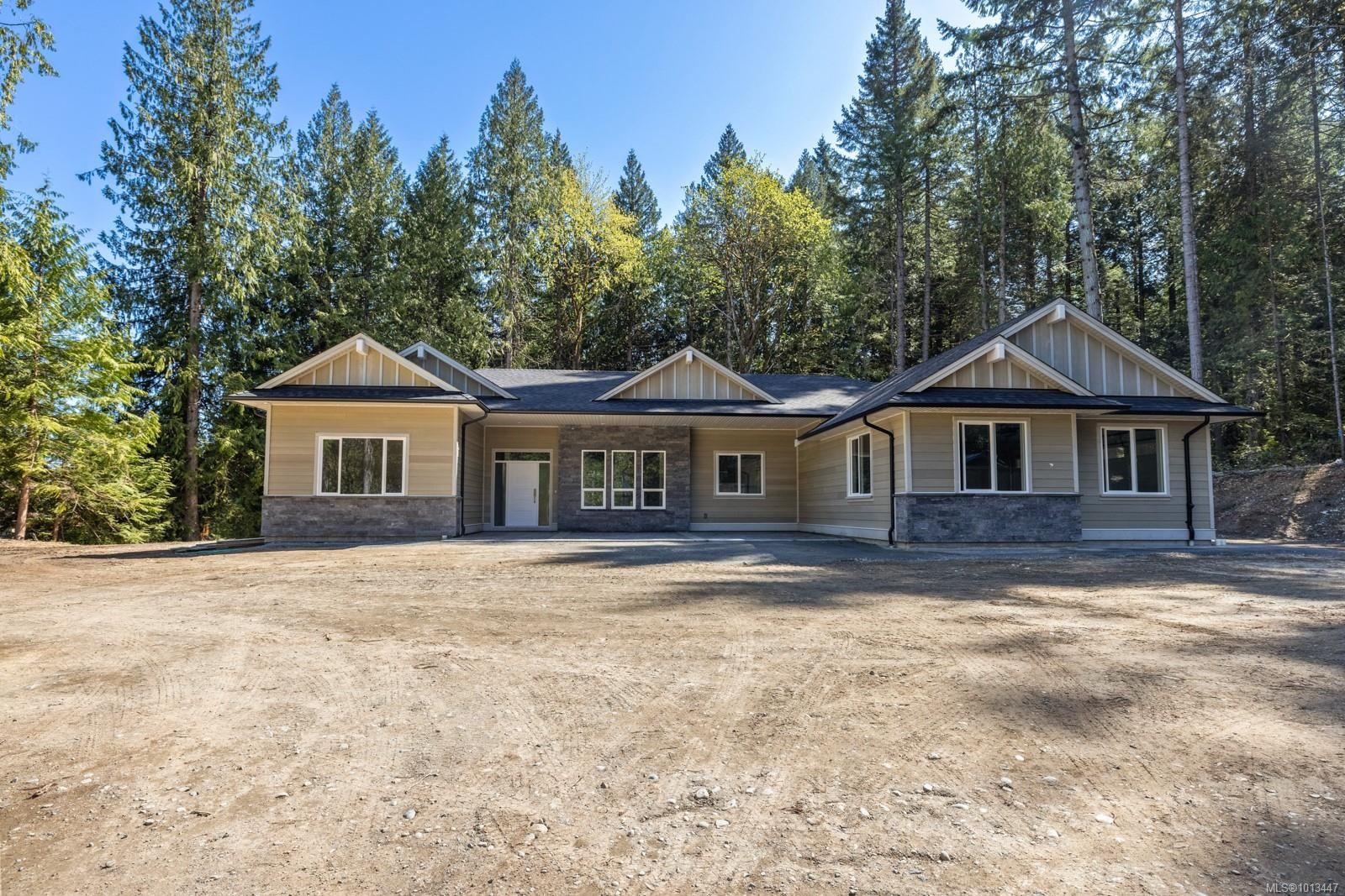 1054 Fern Ridge Dr, Mill Bay, BC