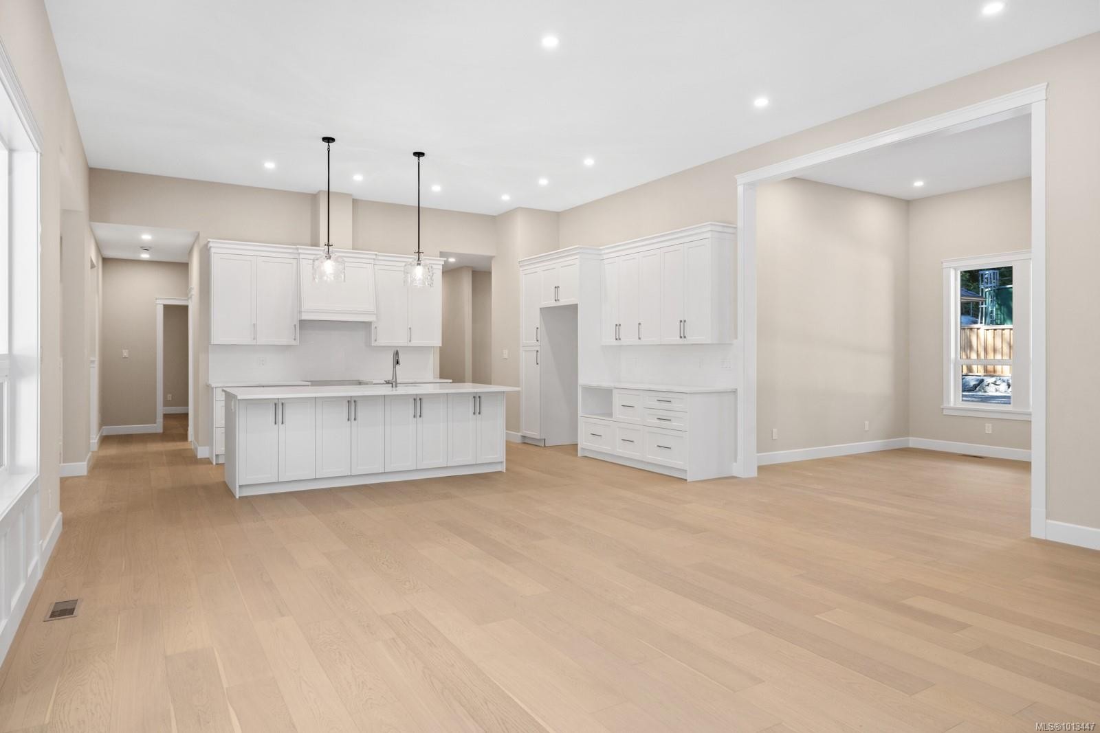 1054 Fern Ridge Dr, Mill Bay, BC