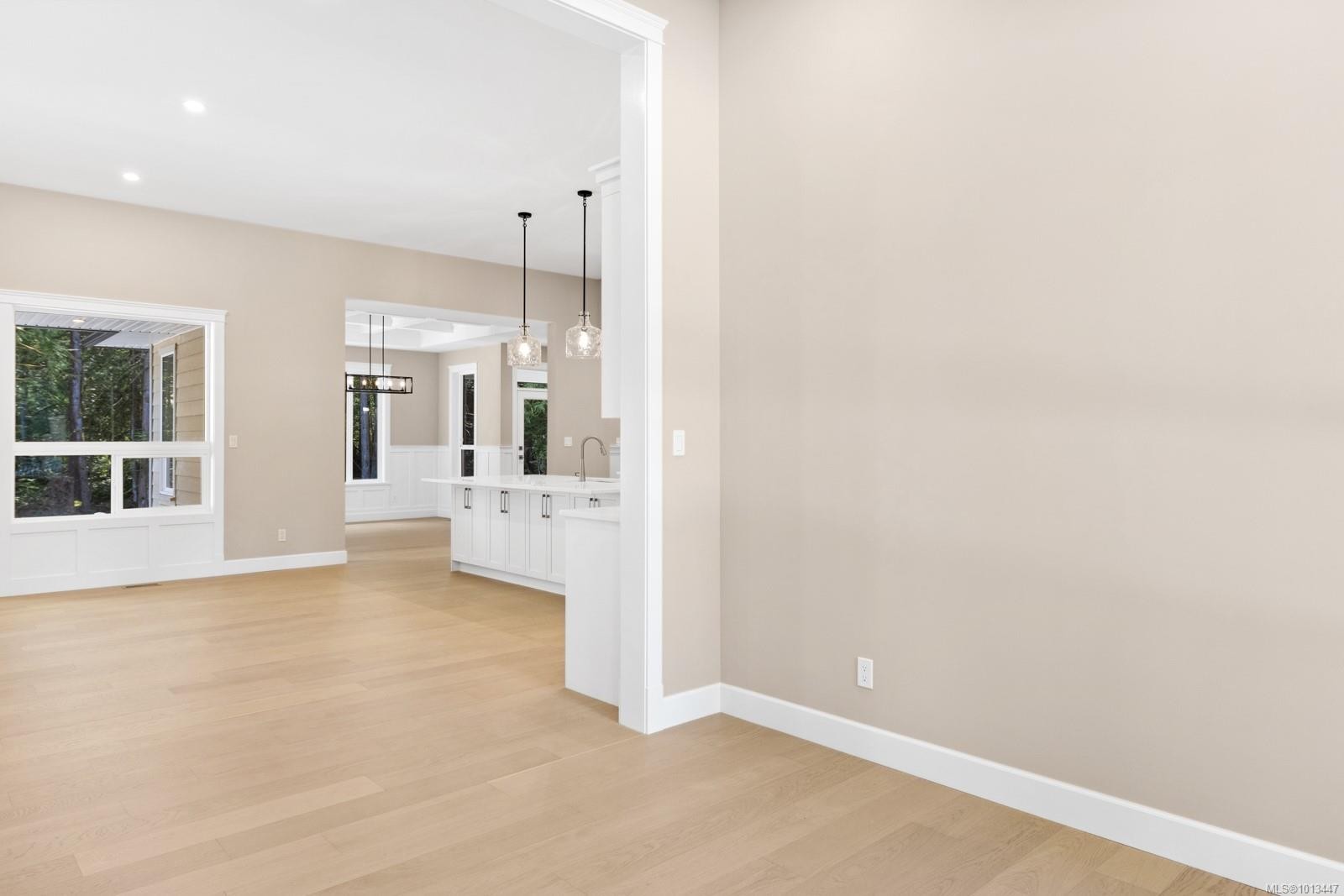 1054 Fern Ridge Dr, Mill Bay, BC