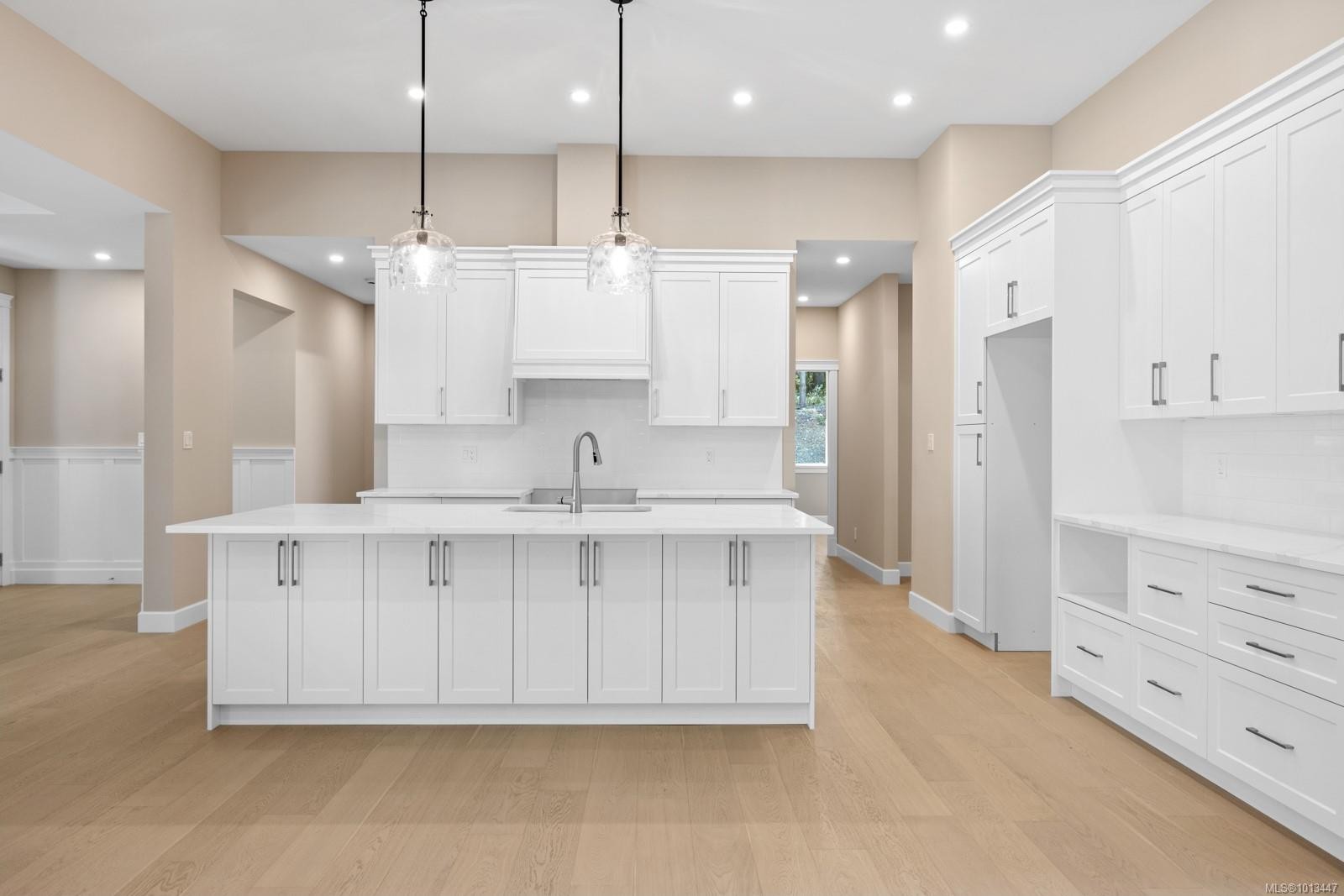 1054 Fern Ridge Dr, Mill Bay, BC