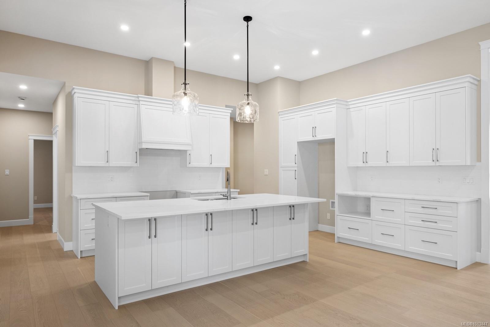 1054 Fern Ridge Dr, Mill Bay, BC