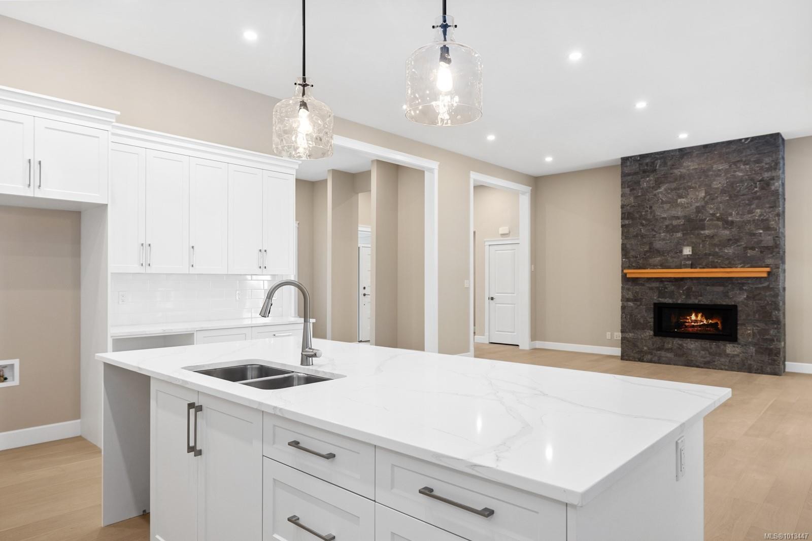 1054 Fern Ridge Dr, Mill Bay, BC