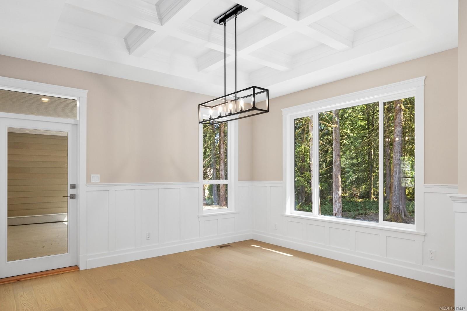 1054 Fern Ridge Dr, Mill Bay, BC