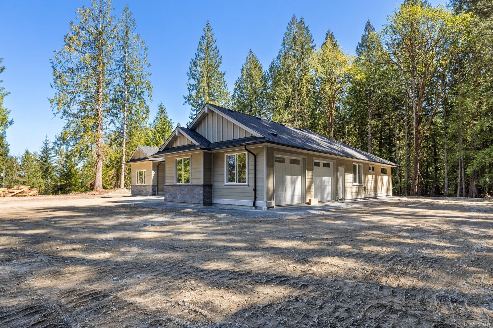 1054 Fern Ridge Dr, Mill Bay, BC