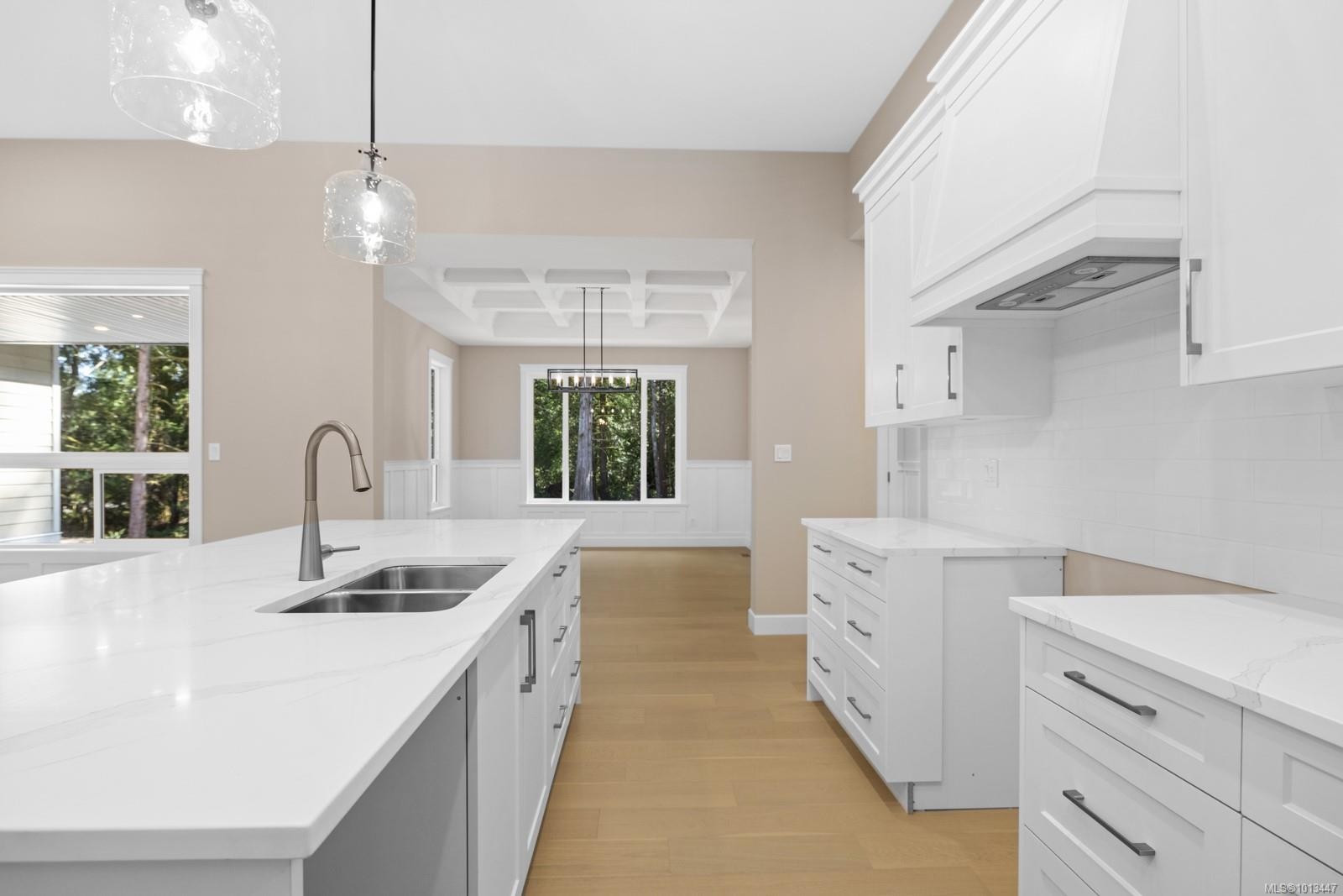 1054 Fern Ridge Dr, Mill Bay, BC