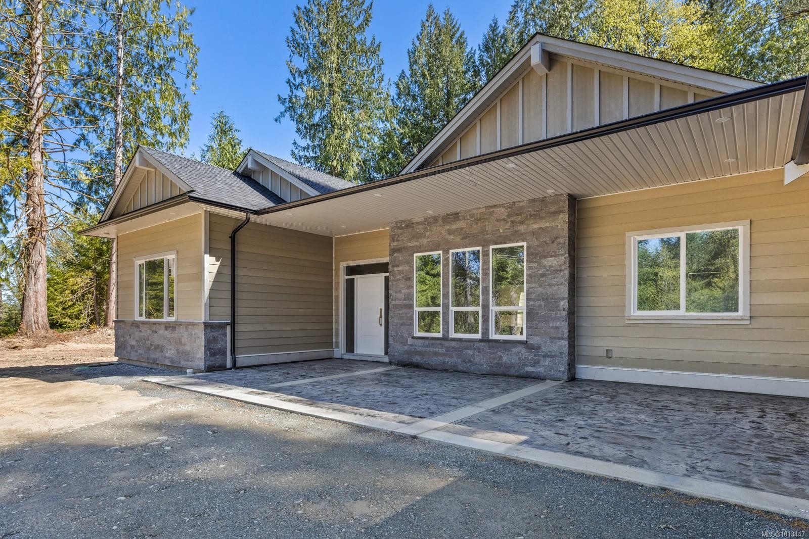 1054 Fern Ridge Dr, Mill Bay, BC