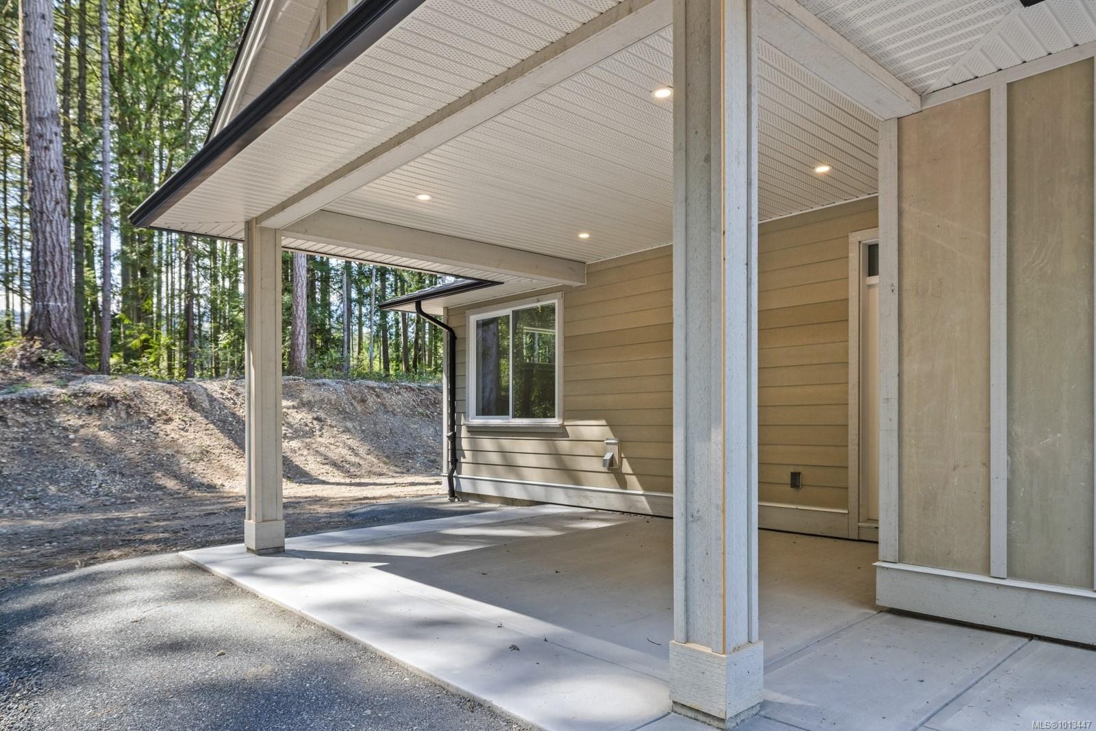 1054 Fern Ridge Dr, Mill Bay, BC