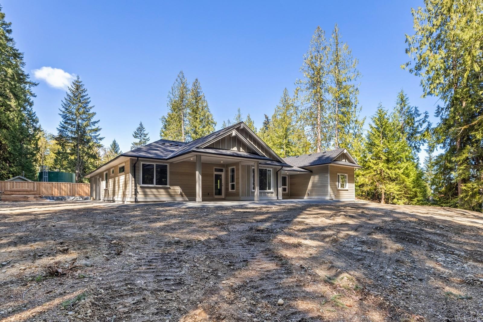 1054 Fern Ridge Dr, Mill Bay, BC
