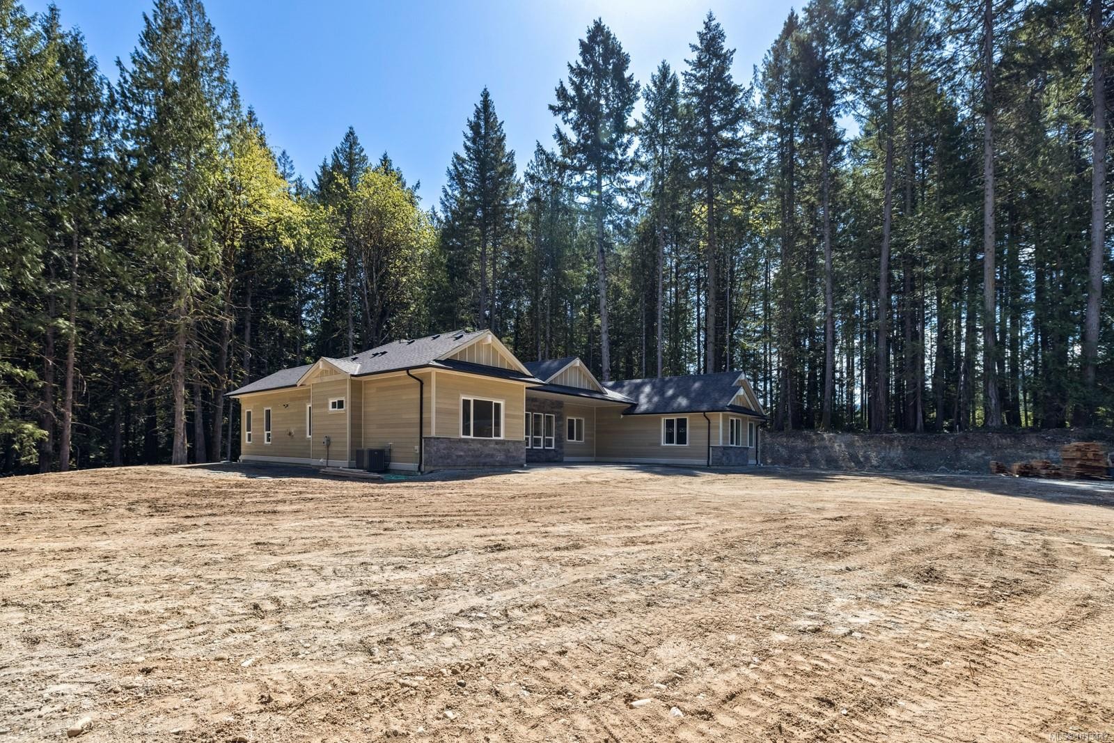 1054 Fern Ridge Dr, Mill Bay, BC