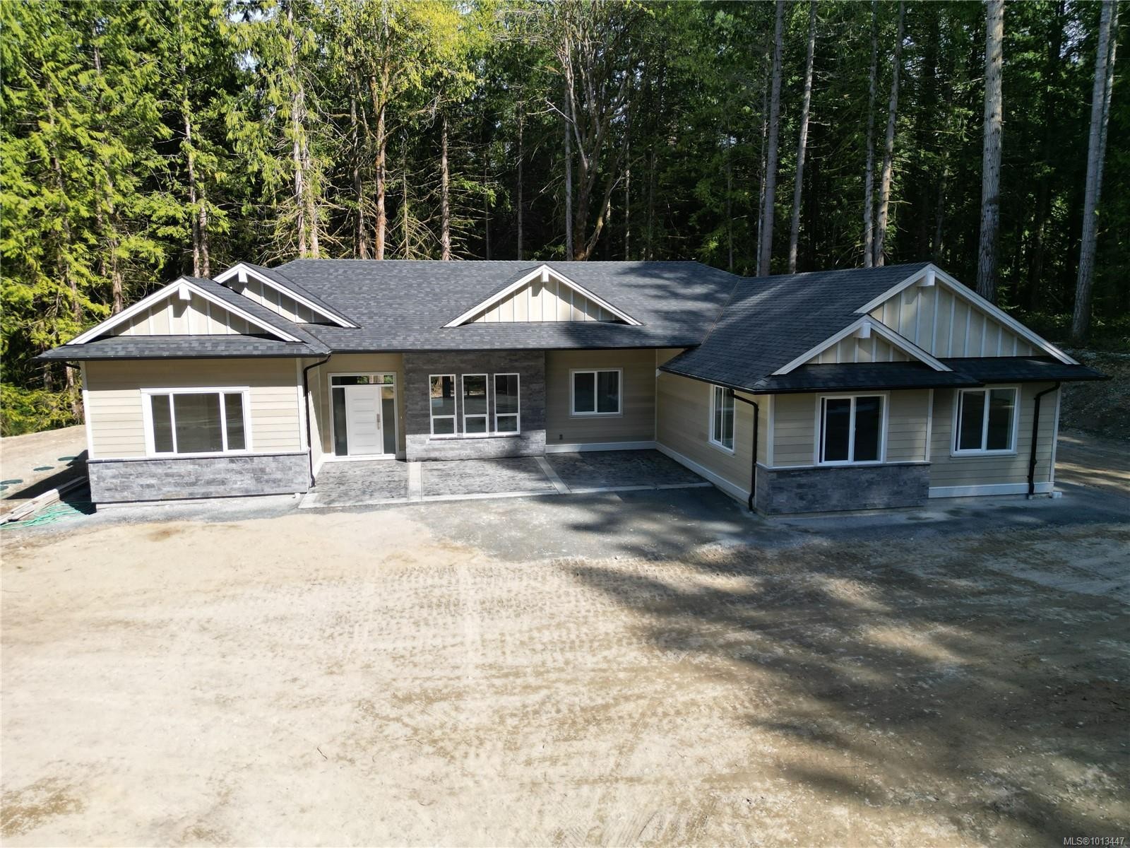 1054 Fern Ridge Dr, Mill Bay, BC