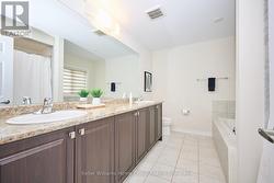 5 PC Ensuite Bathroom -