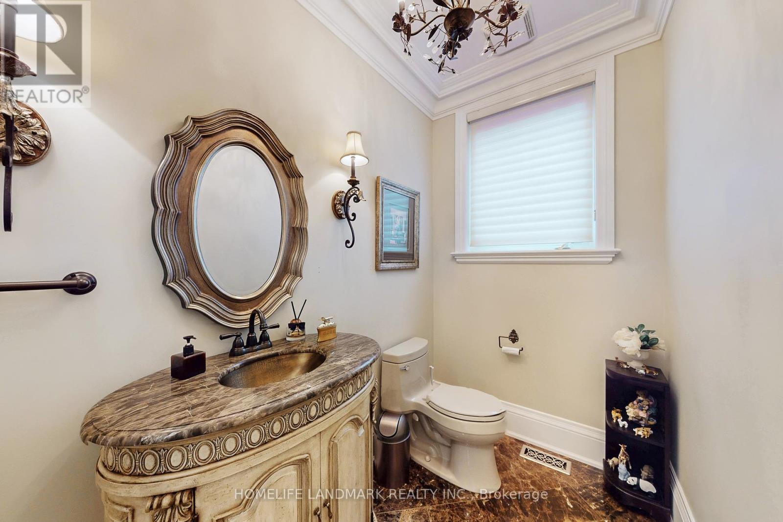 205 Tilford Road, Oakville, ON - Indoor Photo Showing Bathroom