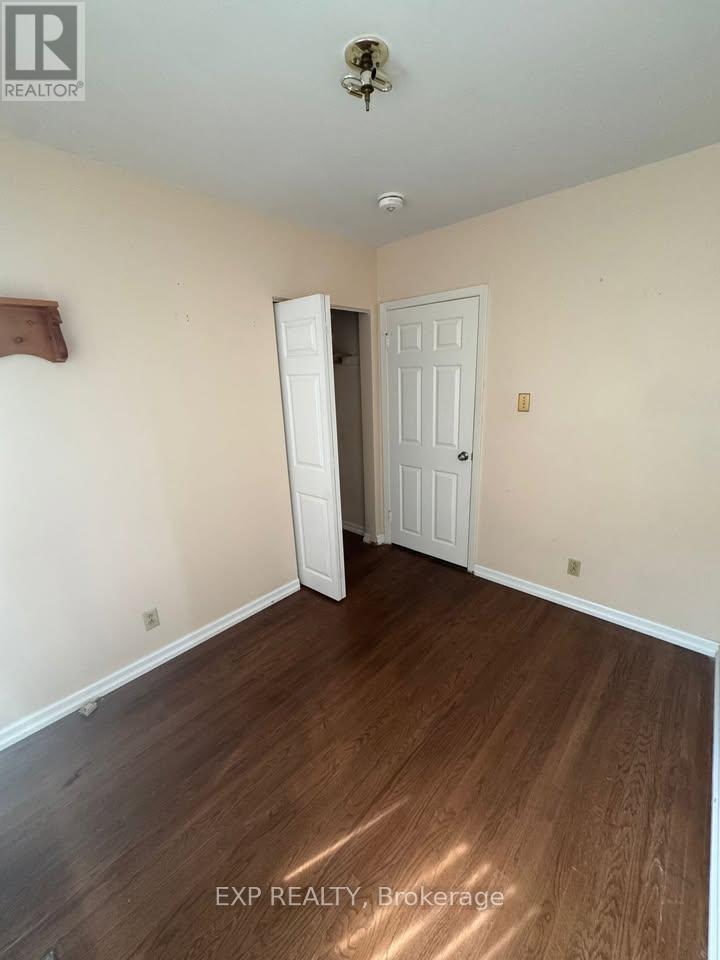 370 Greenbrook Drive, Kitchener, ON - Indoor Photo Showing Other Room