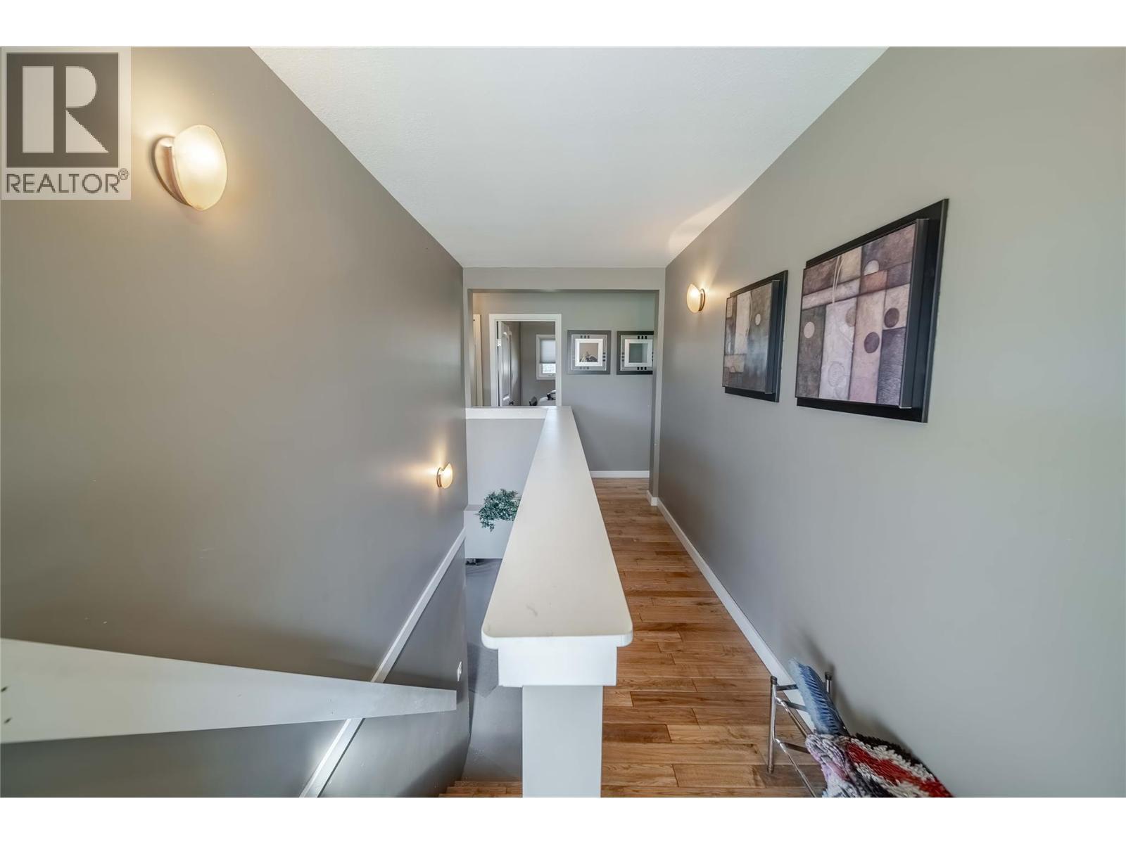 7055 93/95 Highway, Wasa, BC - Indoor Photo Showing Other Room