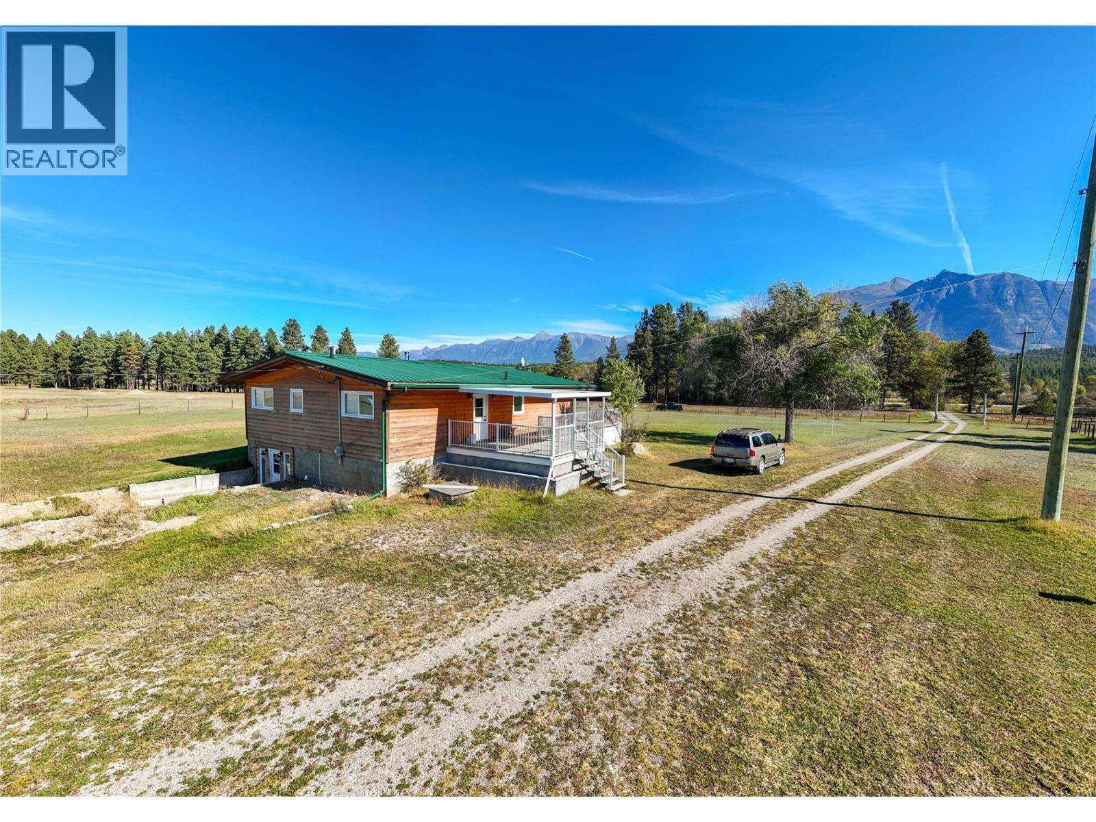 7055 93/95 Highway, Wasa, BC - Outdoor