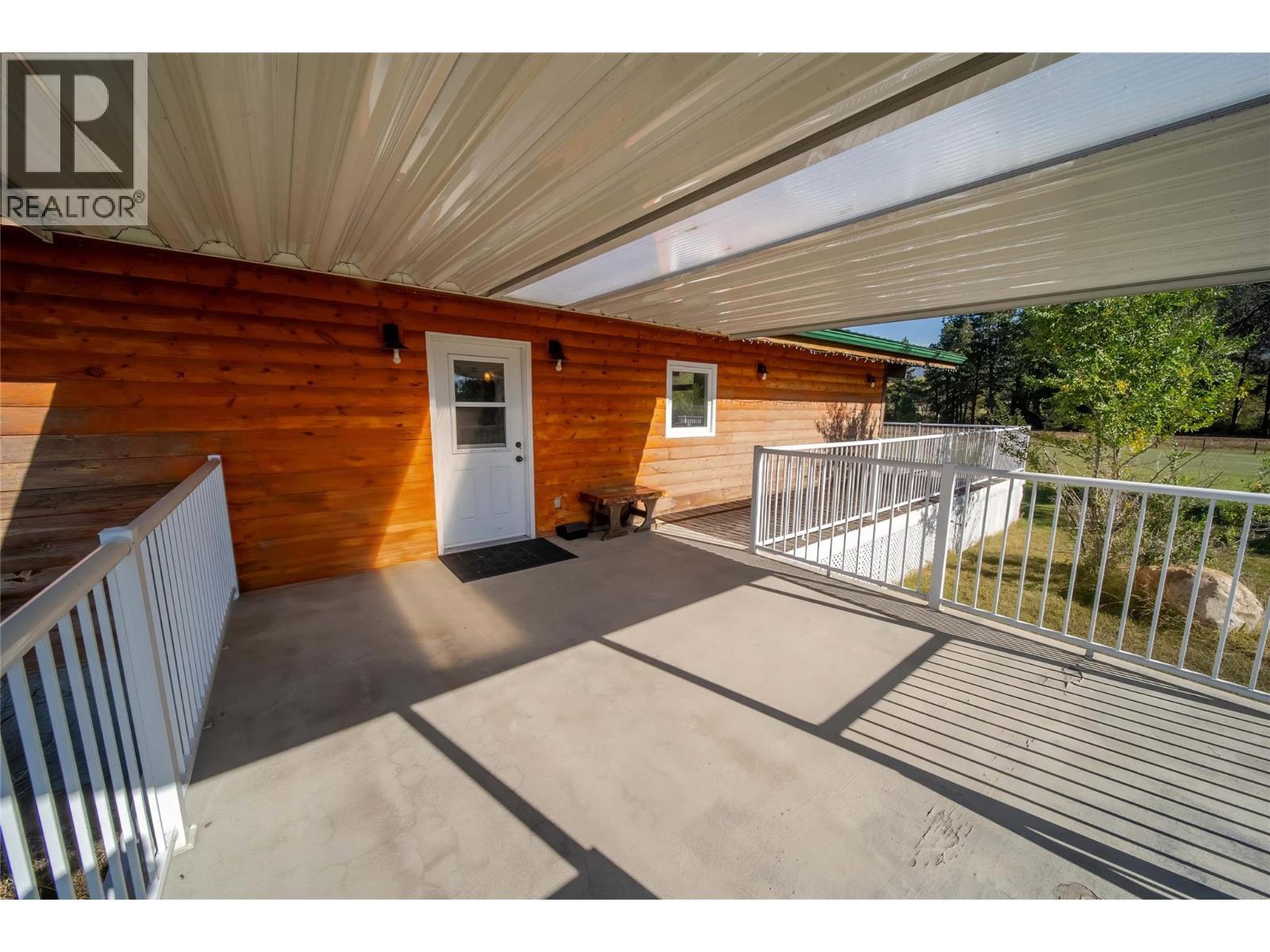 7055 93/95 Highway, Wasa, BC - Outdoor With Exterior