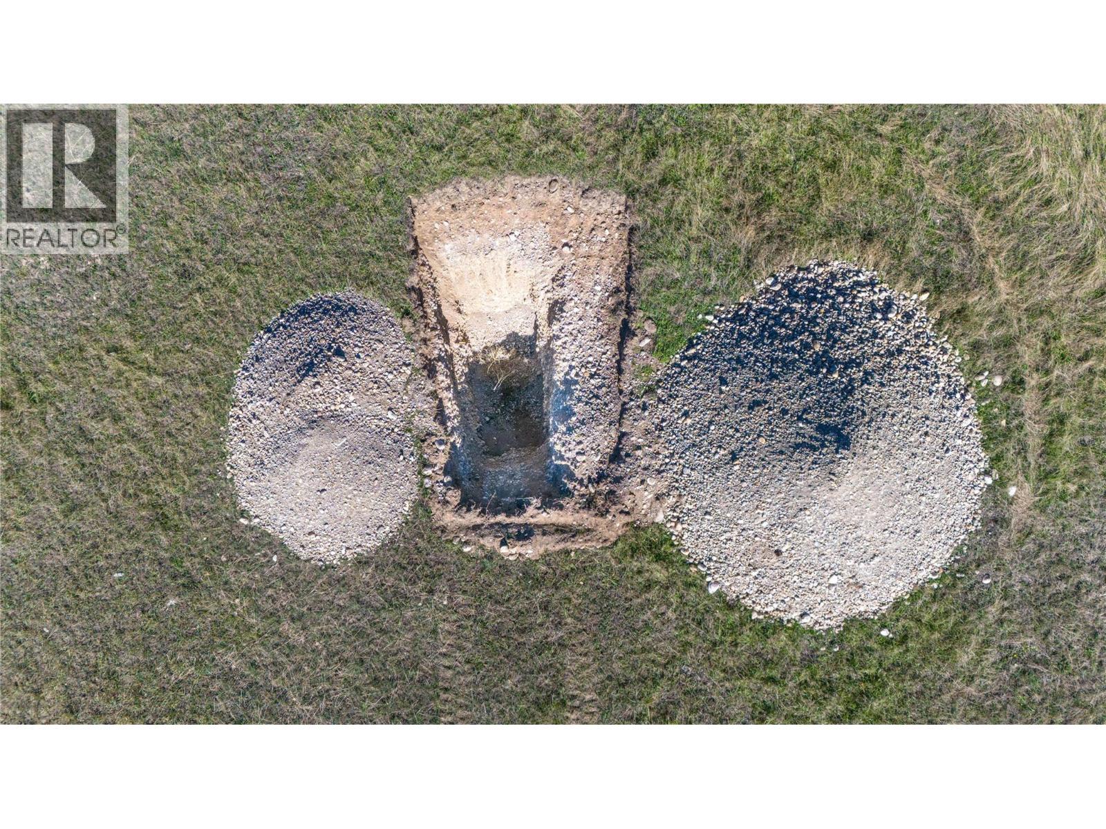 7055 93/95 Highway, Wasa, BC - Outdoor With View