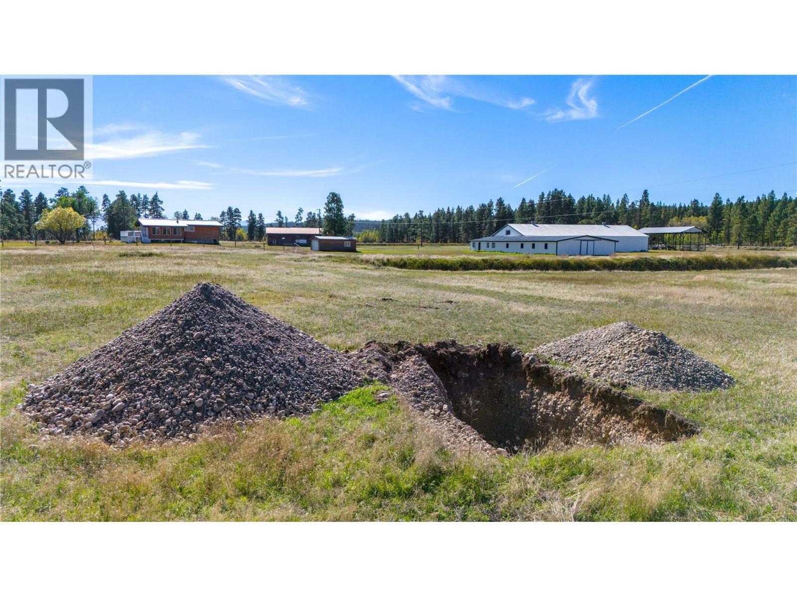 7055 93/95 Highway, Wasa, BC - Outdoor With View