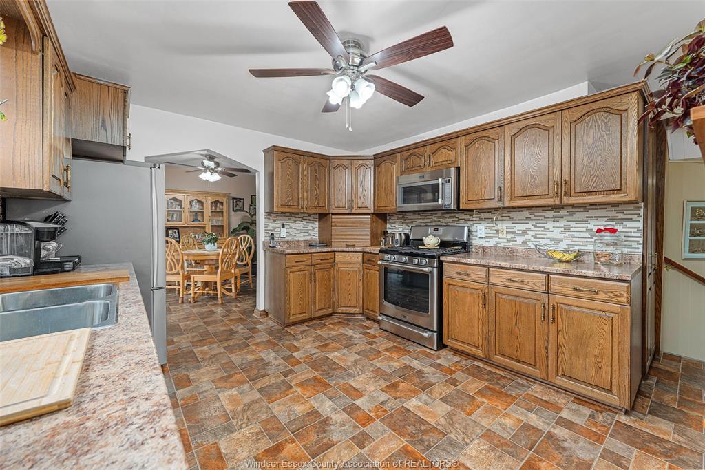 583 Wallace, Windsor, ON