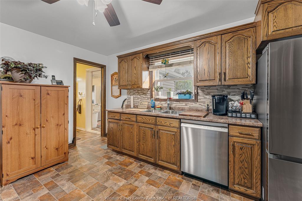 583 Wallace, Windsor, ON