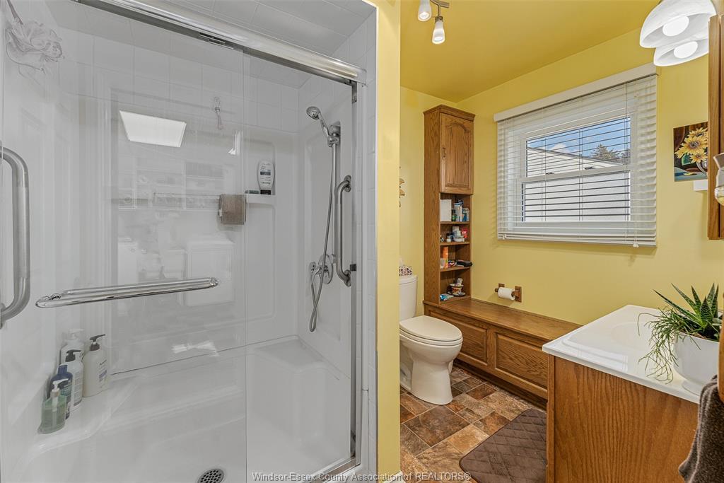 583 Wallace, Windsor, ON