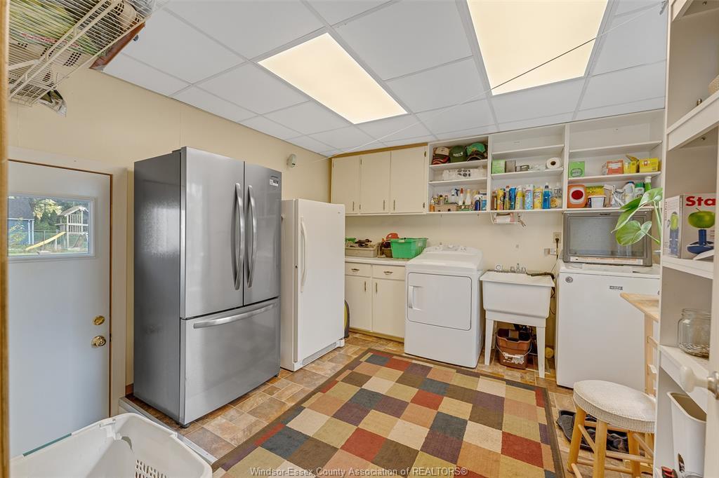 583 Wallace, Windsor, ON