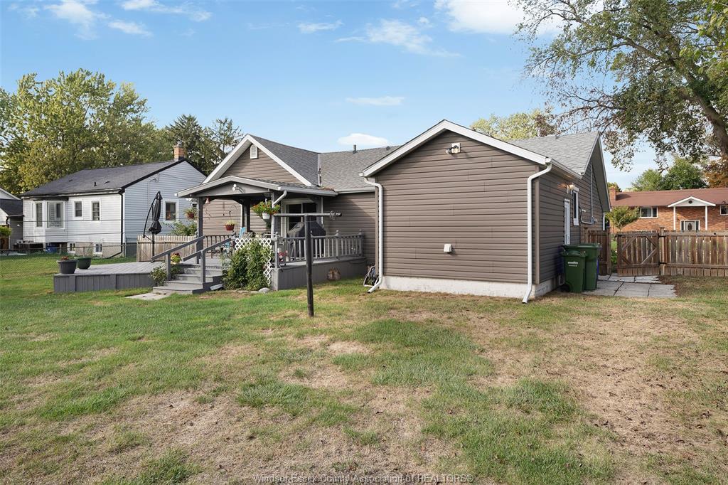 583 Wallace, Windsor, ON