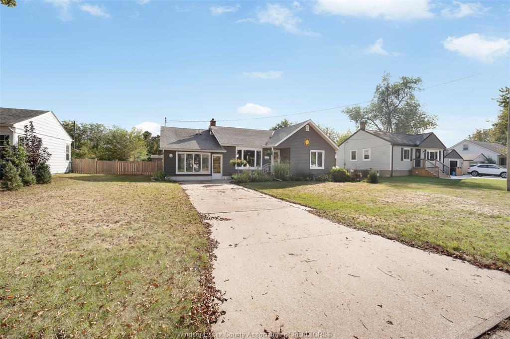 583 Wallace, Windsor, ON