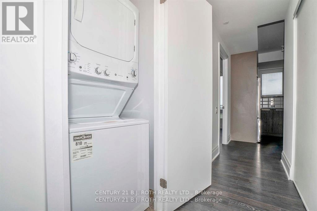 1603 - 20 Brin Drive, Toronto, ON - Indoor Photo Showing Laundry Room