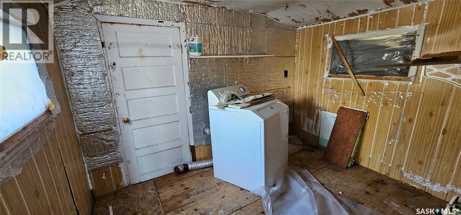 216 2Nd Avenue S, Archerwill, SK - Indoor