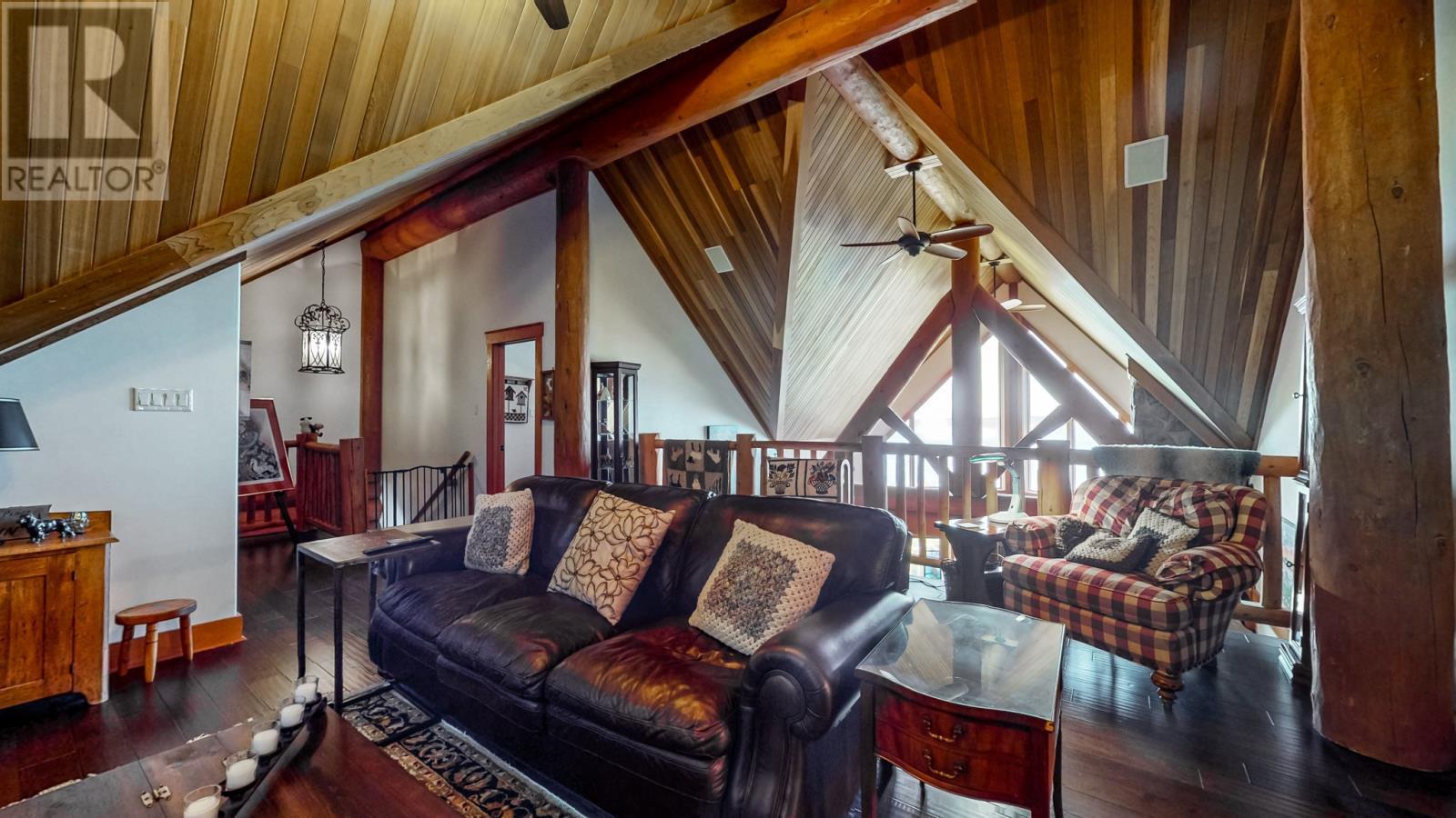 30 Country Garden Road, Portugal Cove - St. Philips, NL - Indoor Photo Showing Living Room