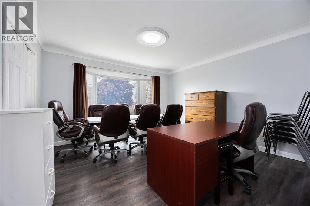 1804 Huffs Corners Road, Dawn-Euphemia, ON