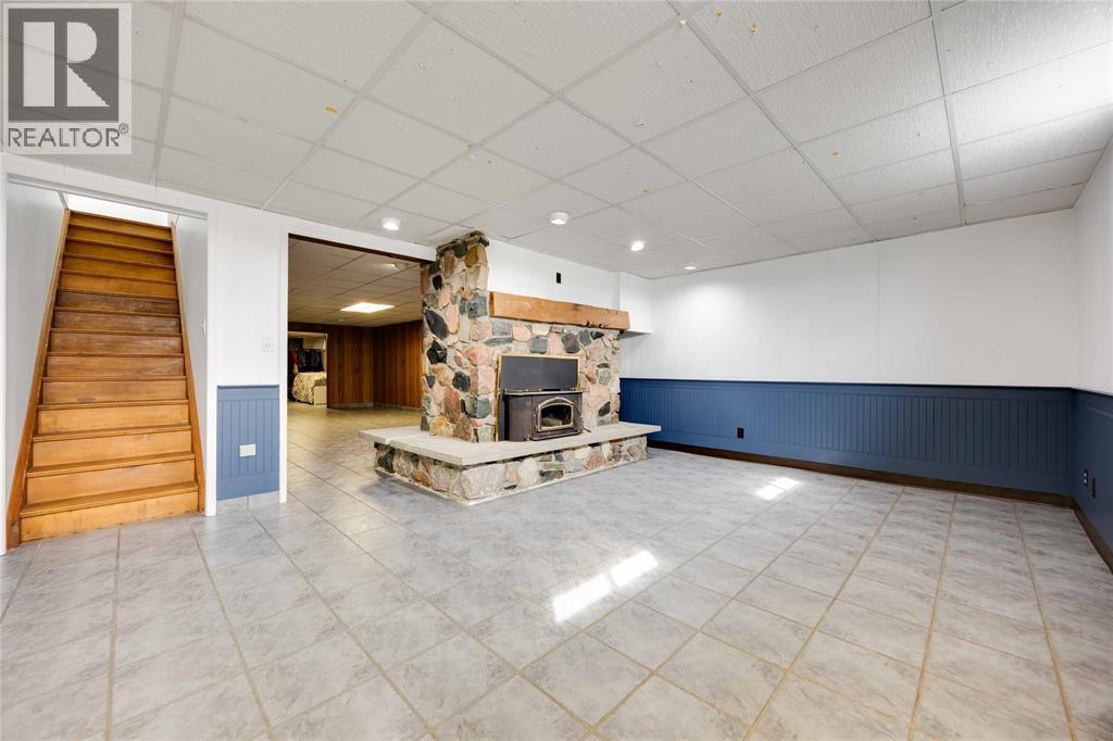 1804 Huffs Corners Road, Dawn-Euphemia, ON