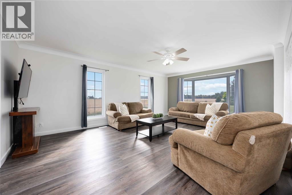 1804 Huffs Corners Road, Dawn-Euphemia, ON