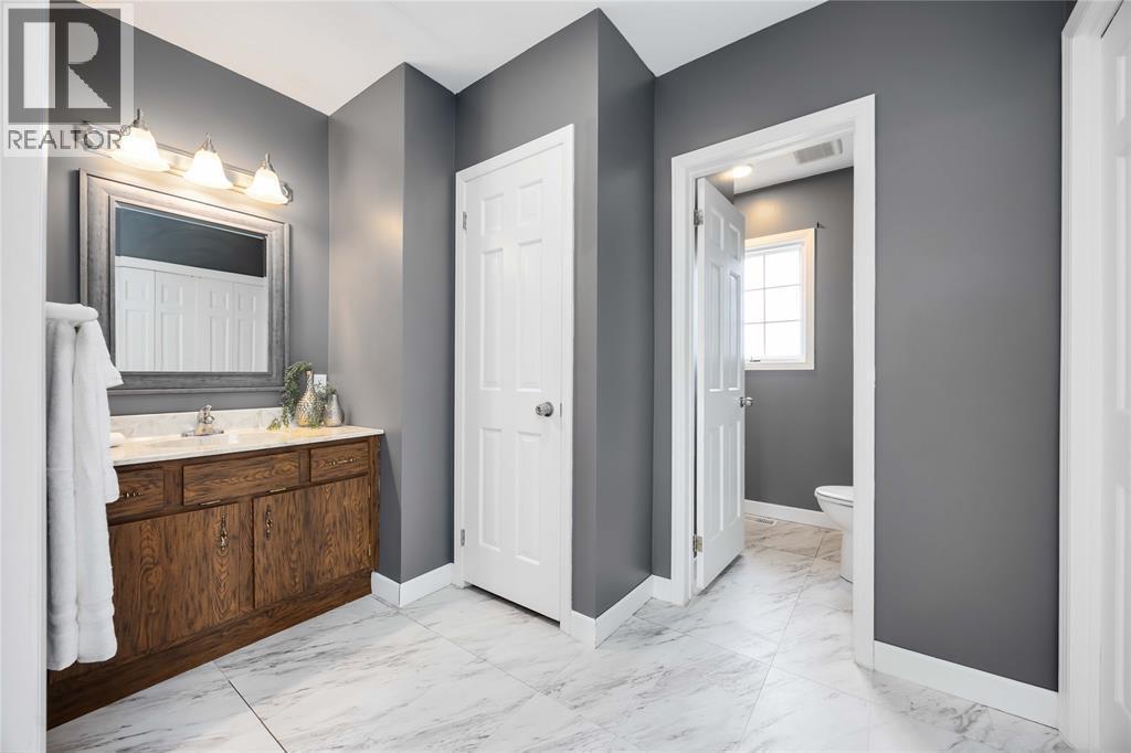 1804 Huffs Corners Road, Dawn-Euphemia, ON - Indoor